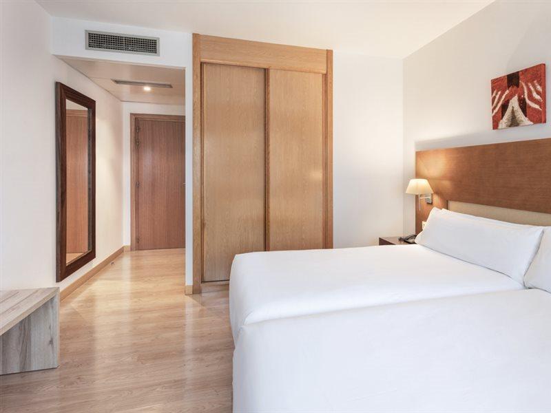 B&B Hotel Logrono Las Canas Viana  Exteriör bild