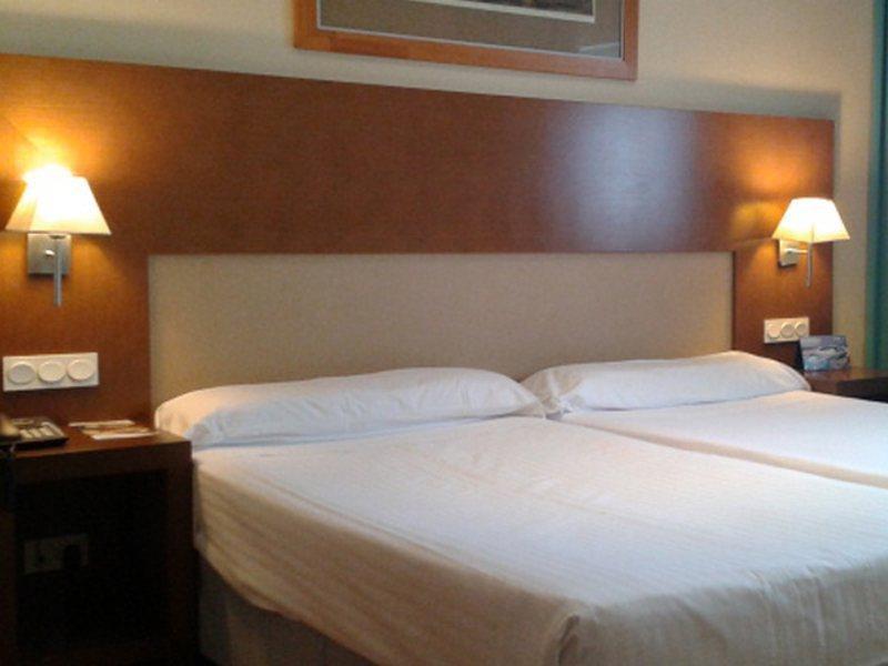 B&B Hotel Logrono Las Canas Viana  Exteriör bild
